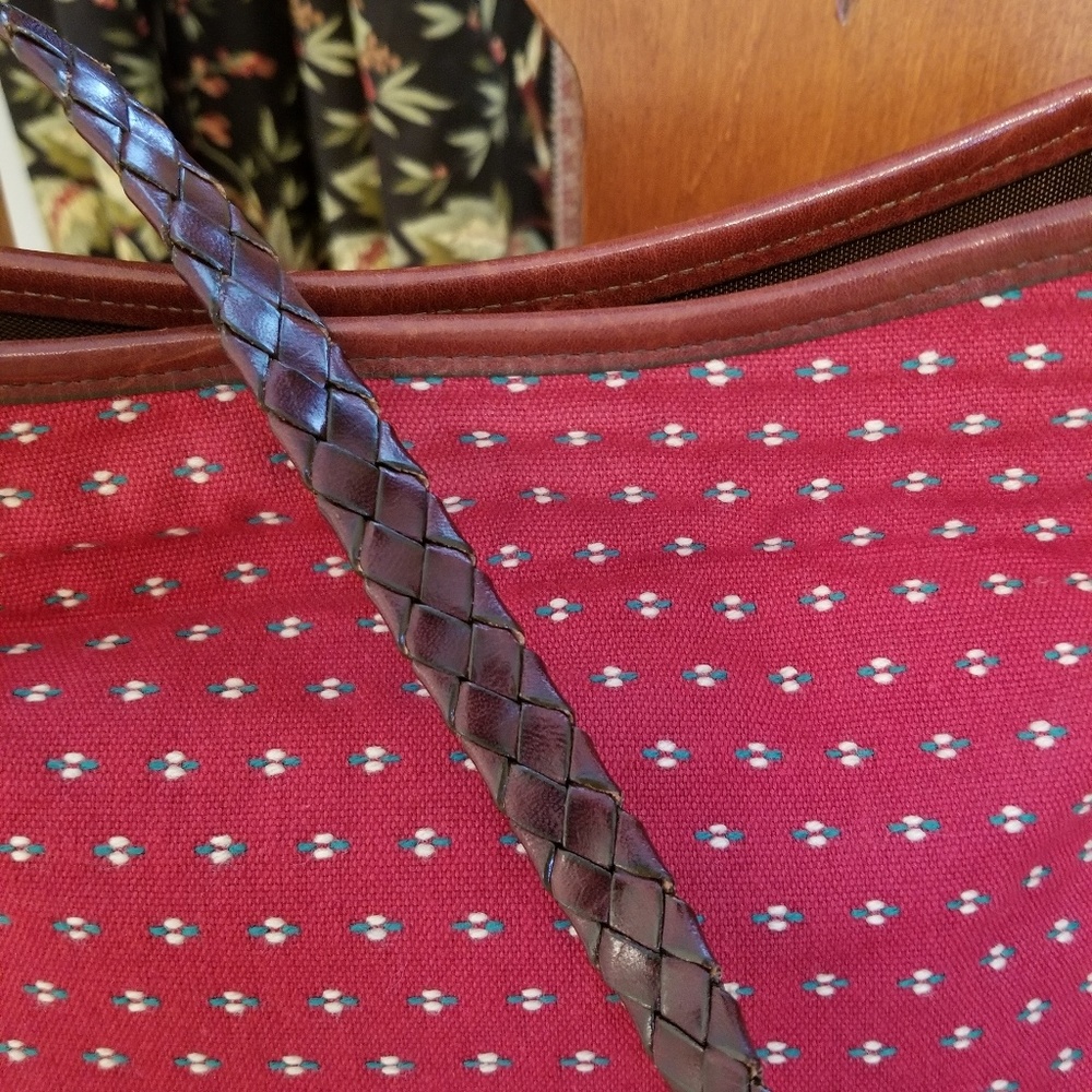 Brighton Tapesstry Red Fabric & Brown Leather Shoulder Bag - Picture 7 of 8